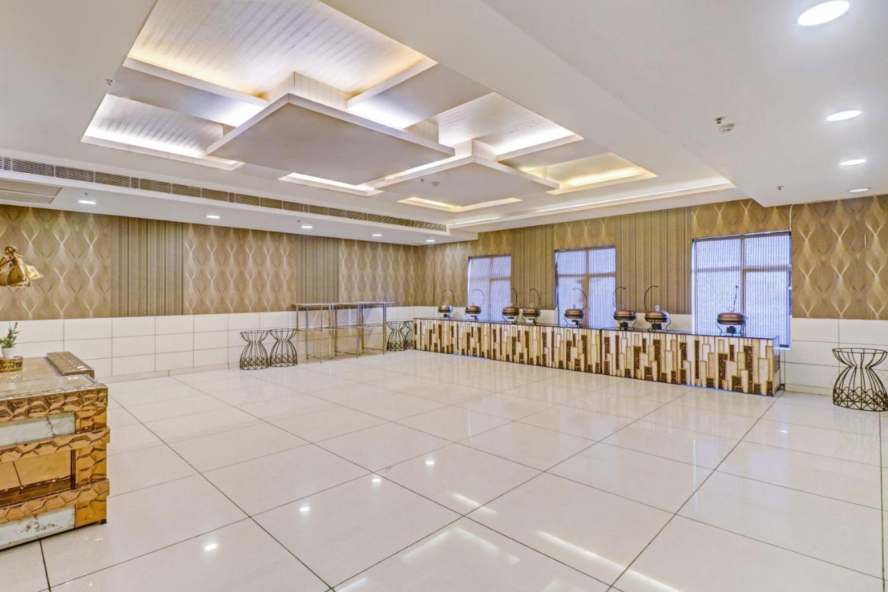 Oyo Townhouse 484 Sanskriti Hotel Delhi  Luaran gambar